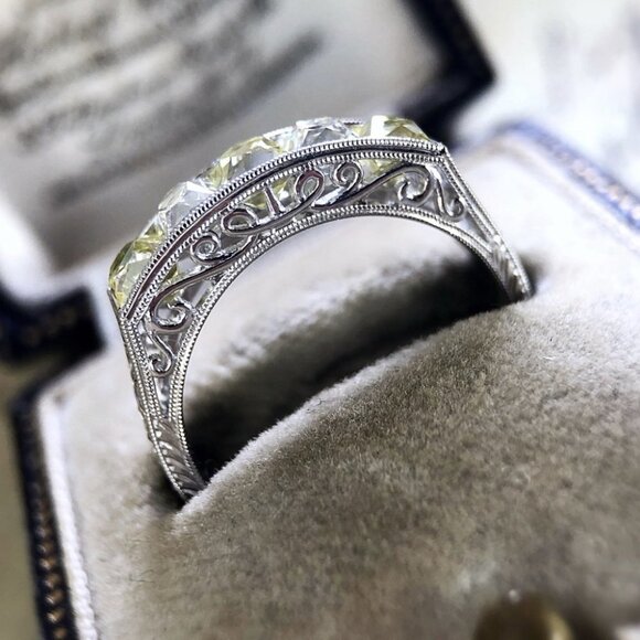 ▶Noble Pattern Cubic Zircon Party Silver Plated Vintage Eternity Ring, L179 - Picture 3 of 5